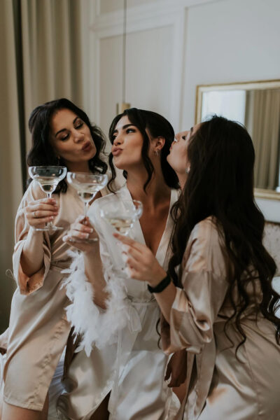 11F2EBB6-0D53-414D-A807-563BD5902799